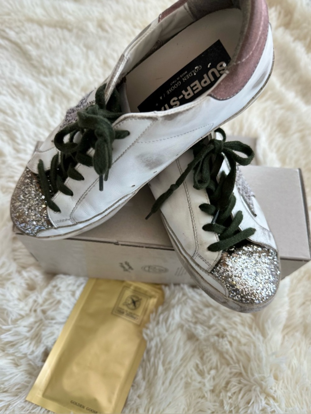 ✨Golden Goose Superstar Classics With List✨ - Picture 14 of 16